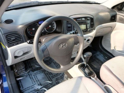2011 Hyundai Accent  GLS