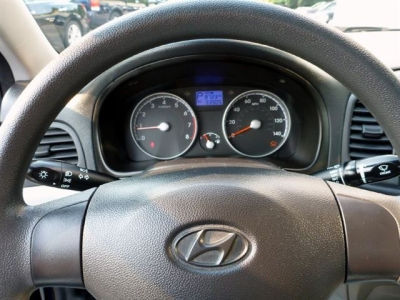 2011 Hyundai Accent  GLS