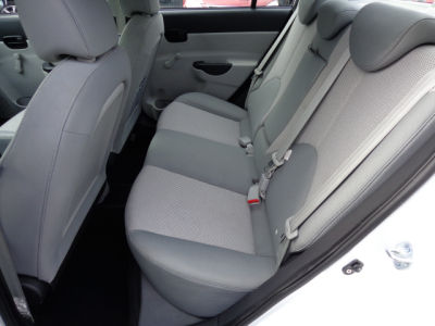 2011 Hyundai Accent  GLS
