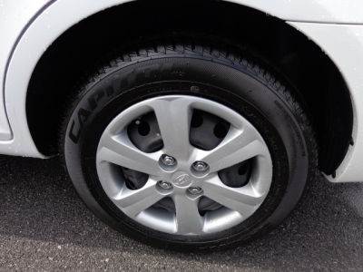 2011 Hyundai Accent  GLS