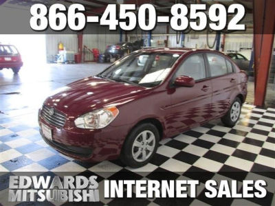 2011 Hyundai Accent  GLS