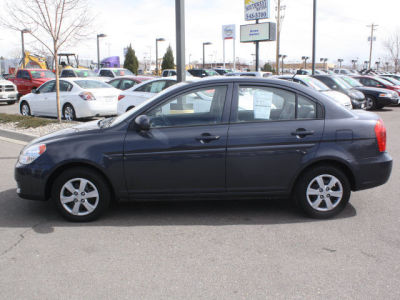 2010 Hyundai Accent GLS