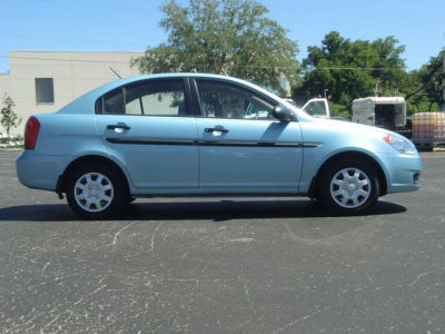 2009 Hyundai Accent  GLS