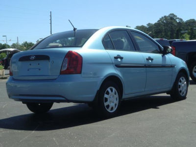 2009 Hyundai Accent  GLS