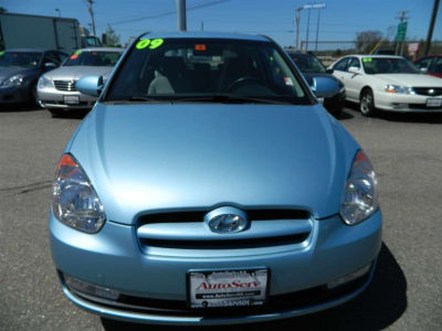 2009 Hyundai Accent  SE