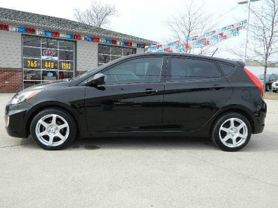 2012 Hyundai Accent SE