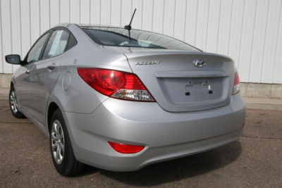 2012 Hyundai Accent  GLS