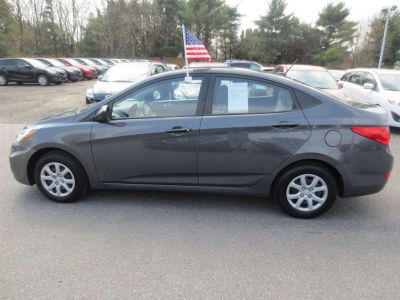 2012 Hyundai Accent  GLS