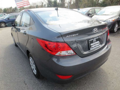 2012 Hyundai Accent  GLS