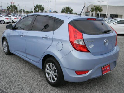 2012 Hyundai Accent  GS
