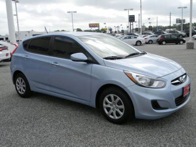 2012 Hyundai Accent  GS