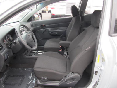 2011 Hyundai Accent  GS