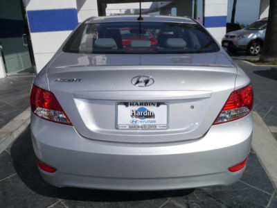 2012 Hyundai Accent  GLS