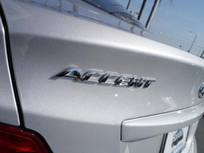 2012 Hyundai Accent  GLS