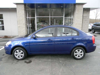 2011 Hyundai Accent  GLS