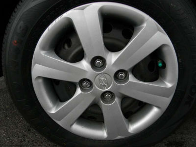 2011 Hyundai Accent  GLS