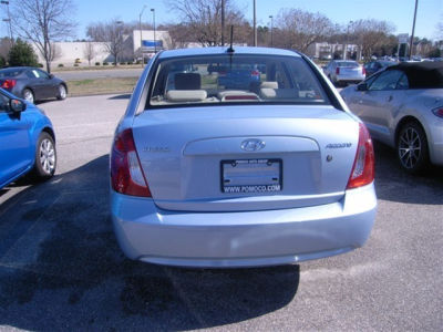 2011 Hyundai Accent GLS