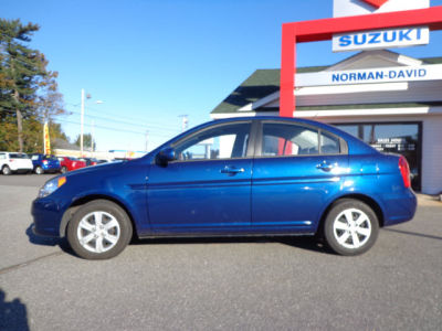 2011 Hyundai Accent  GLS