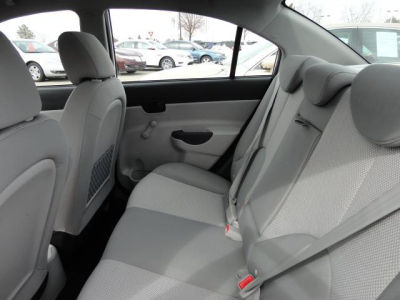 2011 Hyundai Accent  GLS