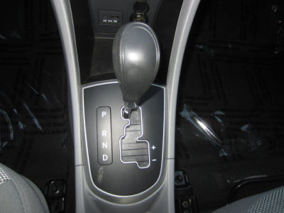 2012 Hyundai Accent  GLS