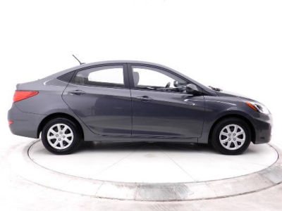 2012 Hyundai Accent  GLS