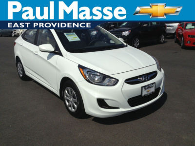 2012 Hyundai Accent  GLS