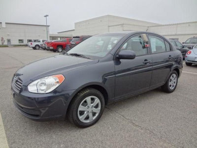 2011 Hyundai Accent  GLS