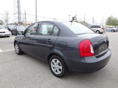 2011 Hyundai Accent  GLS
