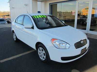 2011 Hyundai Accent  GLS