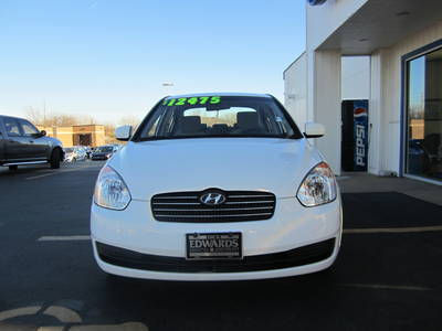 2011 Hyundai Accent  GLS