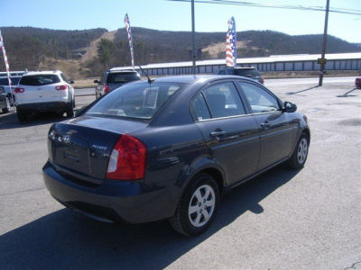 2011 Hyundai Accent  GLS