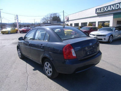 2011 Hyundai Accent  GLS