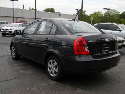 2011 Hyundai Accent  GLS