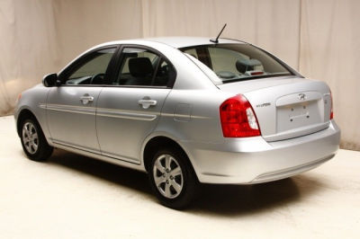 2011 Hyundai Accent  GLS