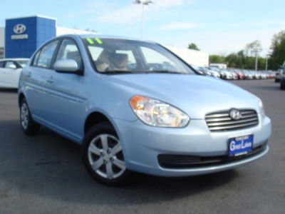 2011 Hyundai Accent  GLS