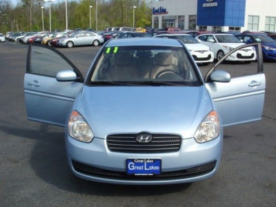 2011 Hyundai Accent  GLS