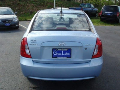 2011 Hyundai Accent  GLS