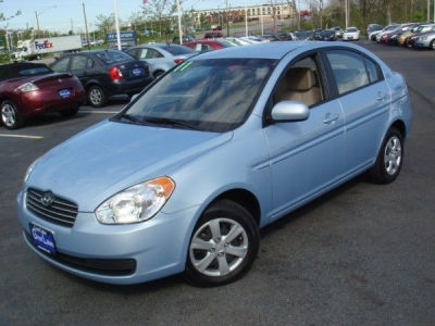 2011 Hyundai Accent  GLS