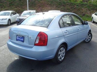 2011 Hyundai Accent  GLS