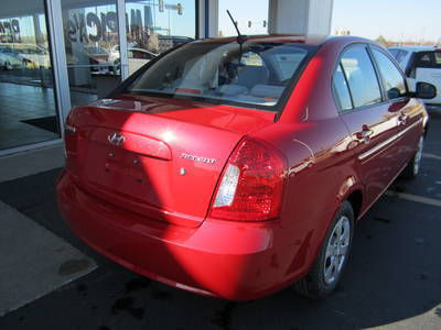 2011 Hyundai Accent  GLS