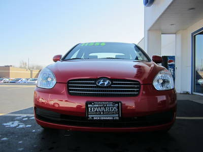 2011 Hyundai Accent  GLS
