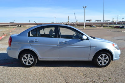2011 Hyundai Accent