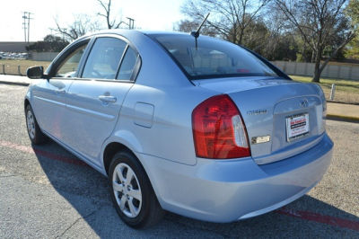 2011 Hyundai Accent