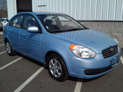 2011 Hyundai Accent  GLS