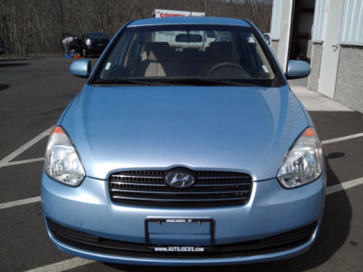 2011 Hyundai Accent  GLS