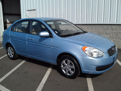 2011 Hyundai Accent  GLS