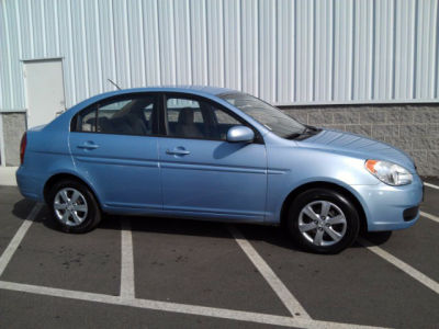 2011 Hyundai Accent  GLS