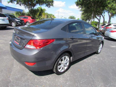 2012 Hyundai Accent  GLS