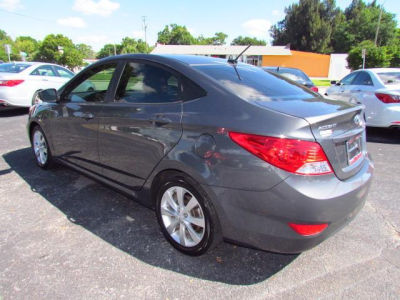2012 Hyundai Accent  GLS