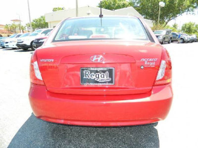 2011 Hyundai Accent  GLS
